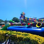 Bungalow Resort Ameglia * Амелия