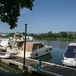 Bungalow Resort Ameglia Кемпинг Амелия