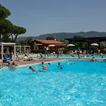 Bungalow Resort Ameglia Кемпинг
