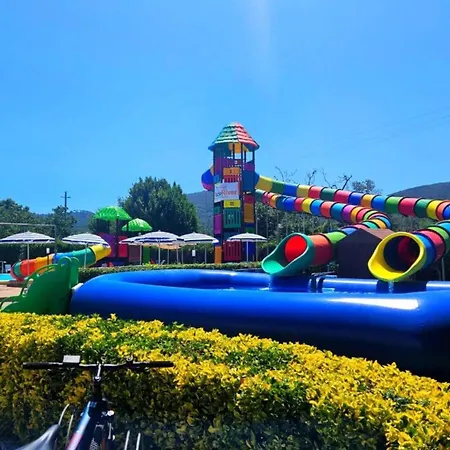Bungalow Resort Ameglia * Ameglia