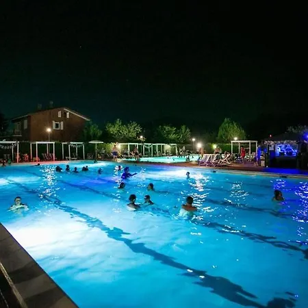 Bungalow Resort Ameglia Kemping *