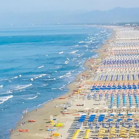 Camping Bungalow Resort Ameglia *