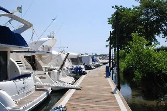 Bungalow Resort Ameglia * Ameglia