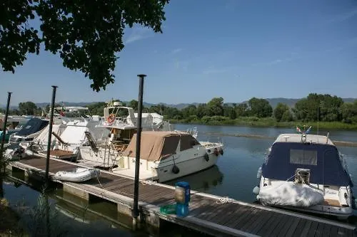 Bungalow Resort Ameglia مكان تخييم أَميليا